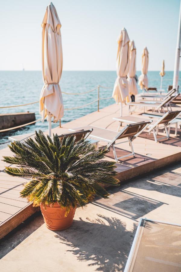 Tre Merli Beach Hotel Трієст Екстер'єр фото