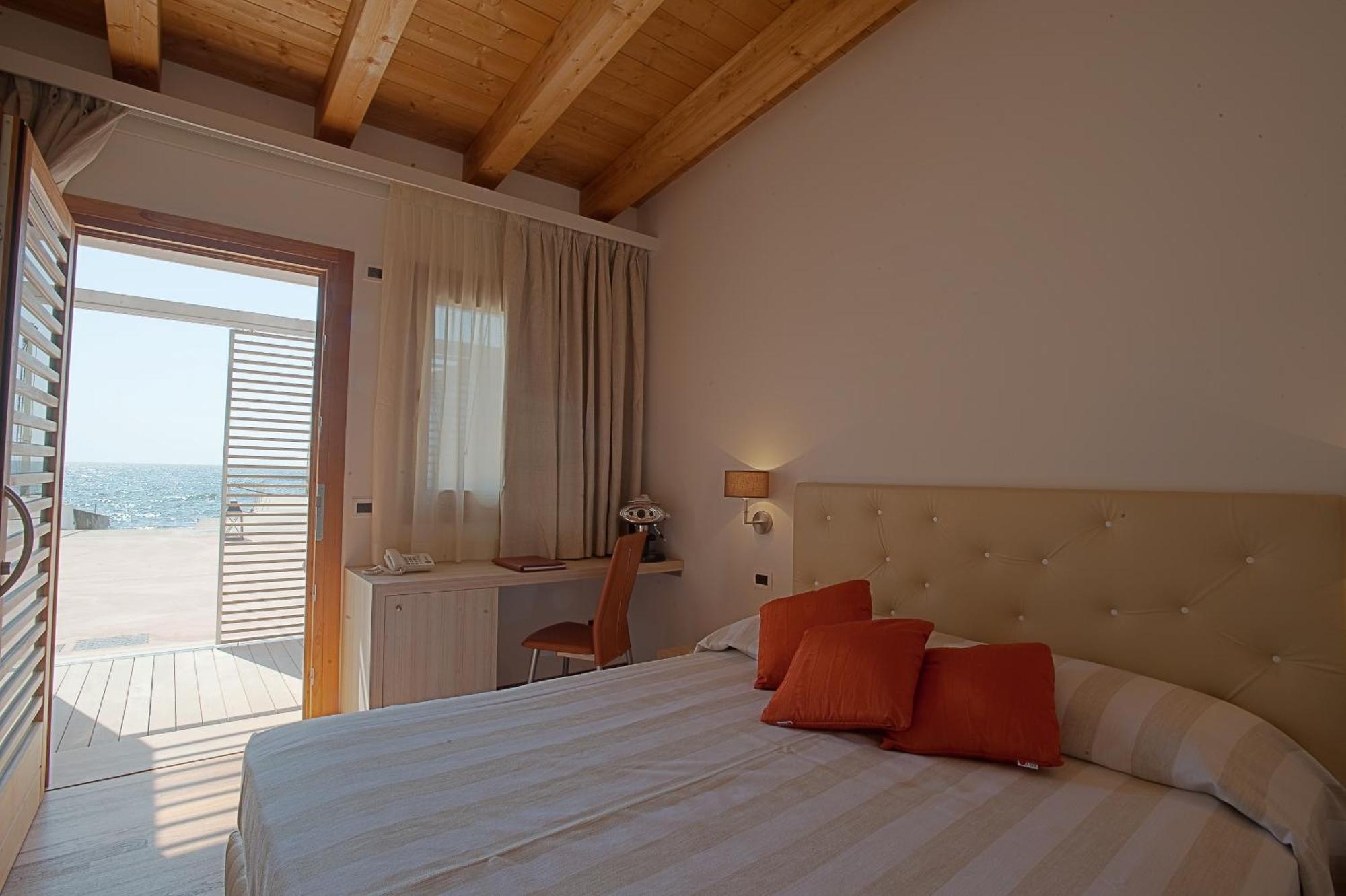Tre Merli Beach Hotel Трієст Екстер'єр фото